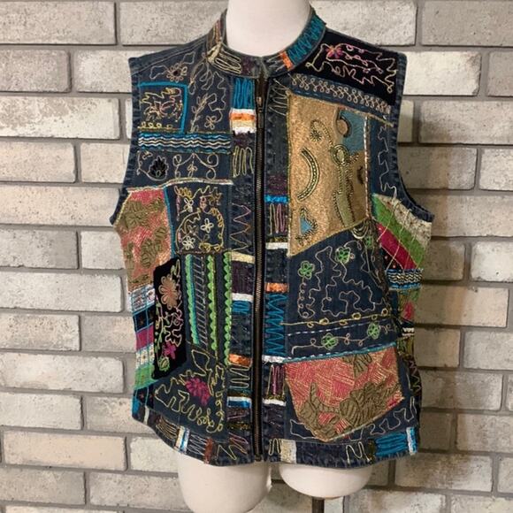 Chico Women Embroidered Embellished Denim Vest Size 0 - Picture 2 of 10
